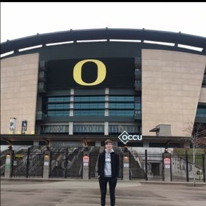 Meet your Posher, Alex